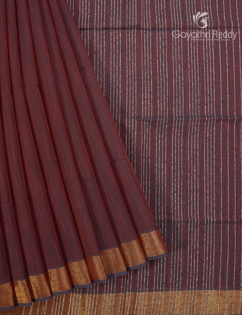 Pure Handloom Cotton Saree in Deep Maroon