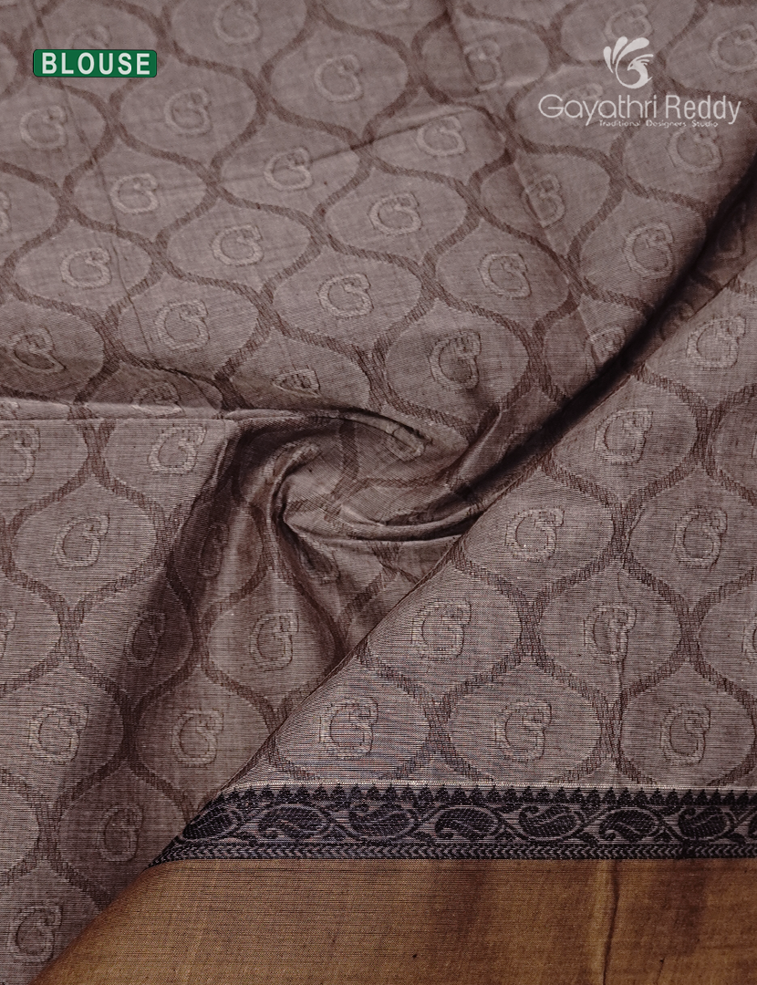 Pure Kanchi Cotton Saree in Grey