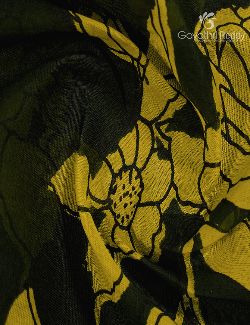 Pure MulMul Cotton Saree in Deep Bottle Green and Black