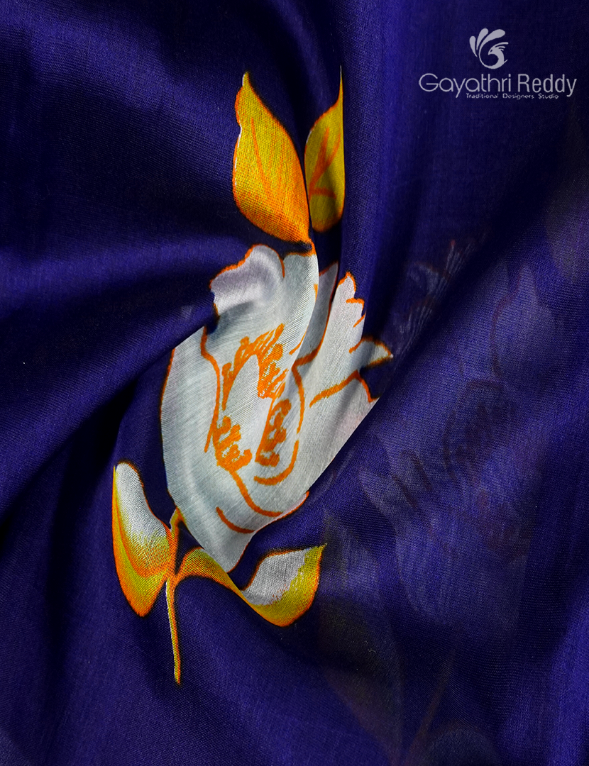 Pure Maheshwari Silk Saree in Navy blue and Pastel Sea blue