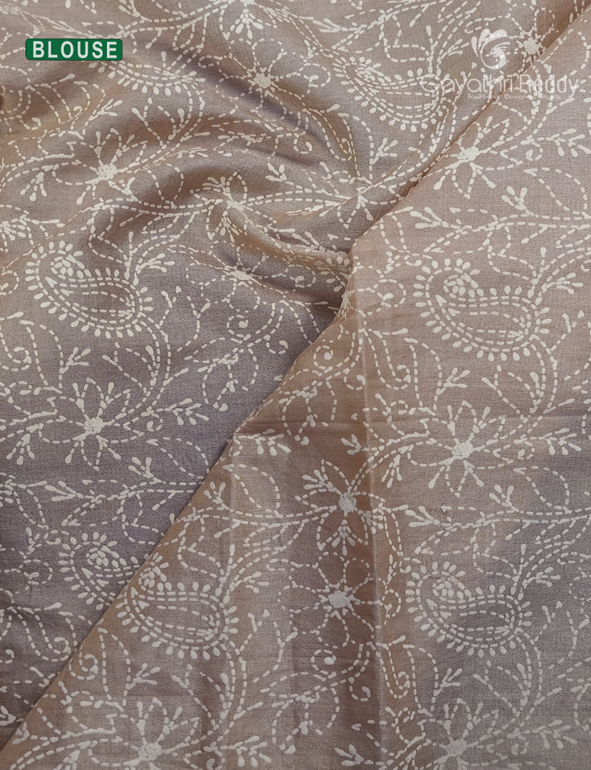 Pure Desi Tussar Fancy Saree in Golden Ivory