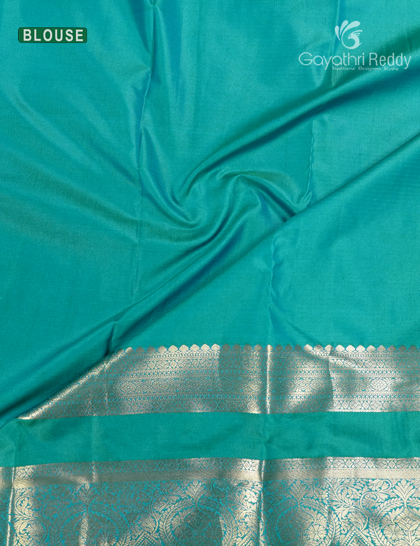 Semi Kanchipuram Silk Saree in Sea Green