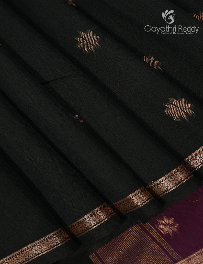 Kanchipuram Sico Saree in Bottle Green and Magenta