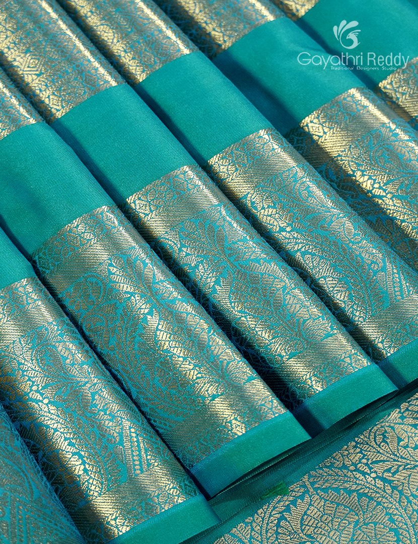 Semi Kanchipuram Silk Saree in Sea Green