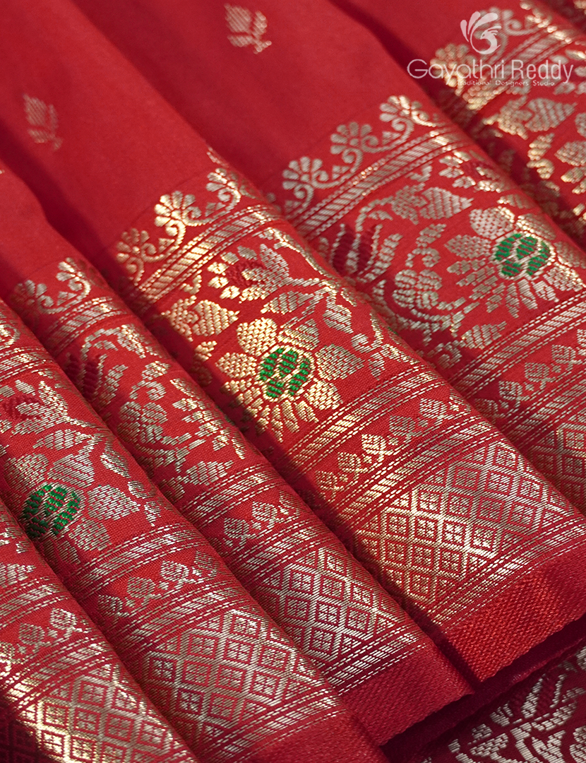 SEMI KATAN SAREE-SKN121