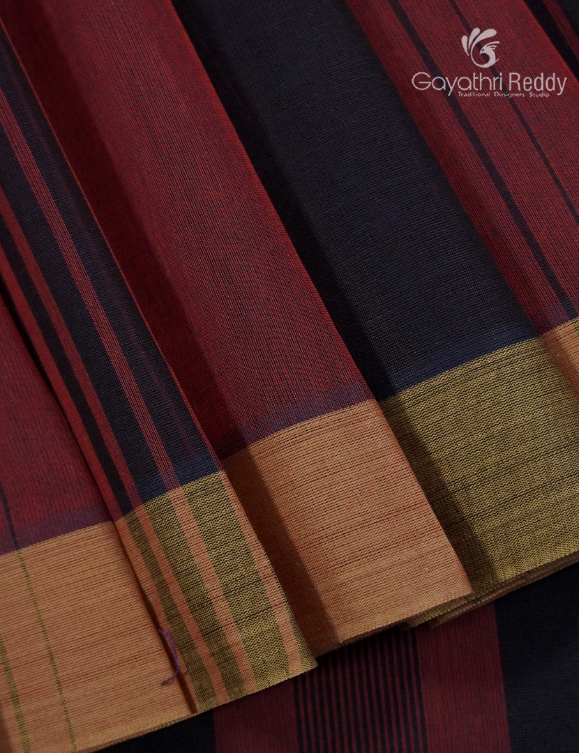 Pure Handloom Cotton Saree in Maroon and Black