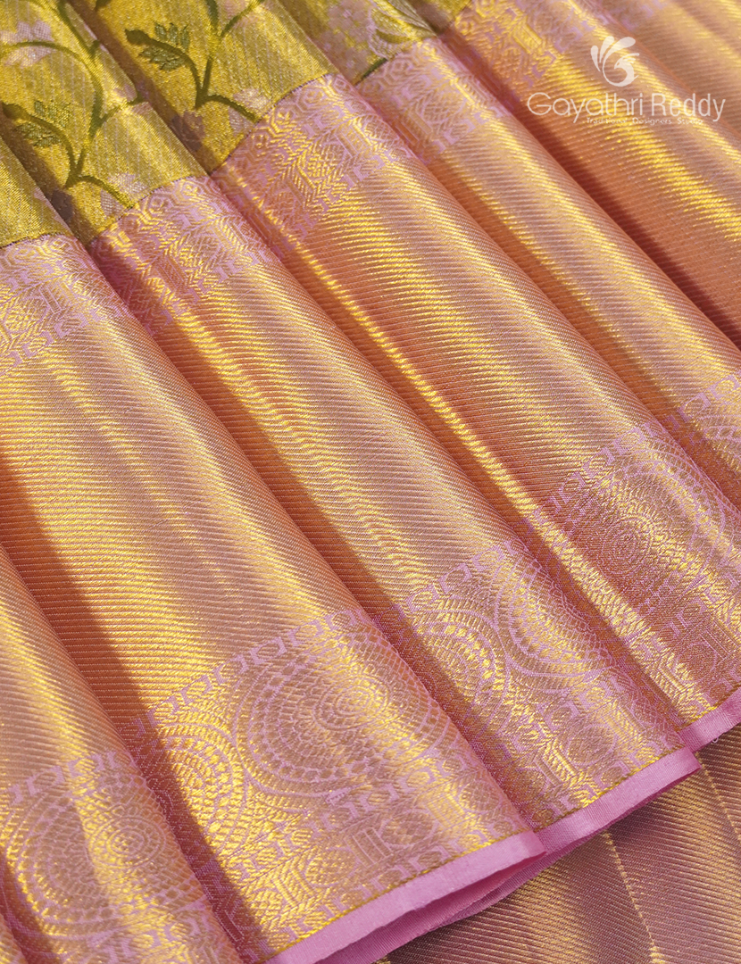 Pure Kanchipuram Silk Bridal Saree in Olive Green and Powder Pink