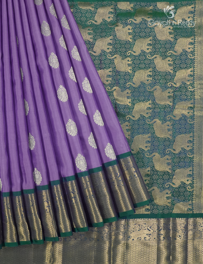 Pure Kanchipuram Vintage Saree ( Medium Border ) Lavender and Bottle Green