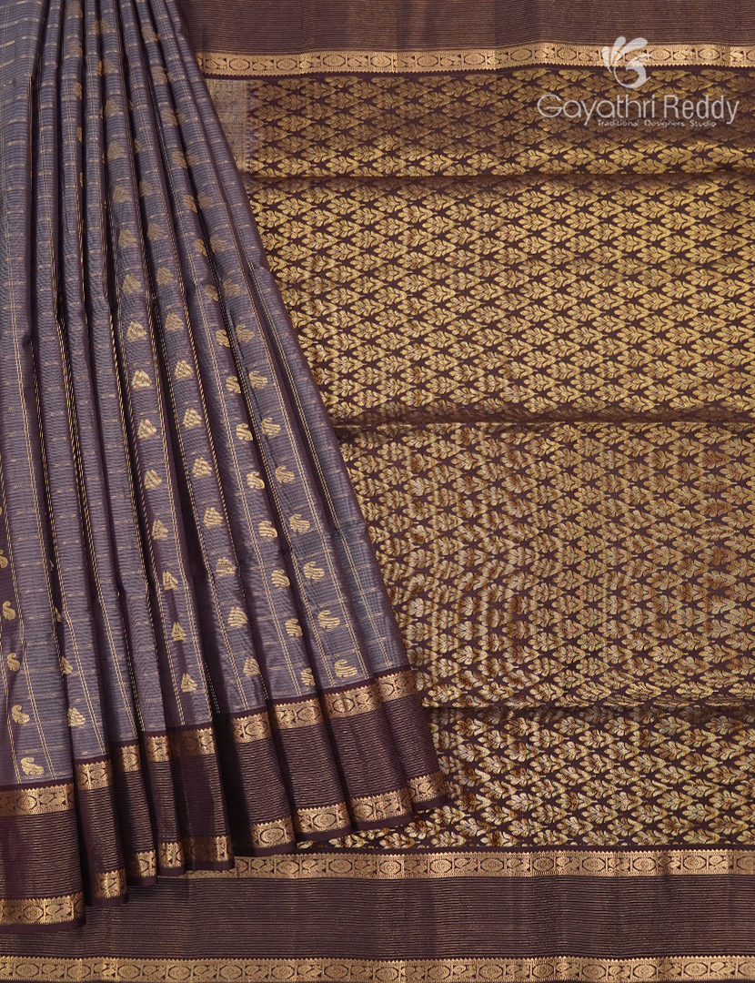 Pure Kanchipuram Vintage Silk Saree in Grey and Brown