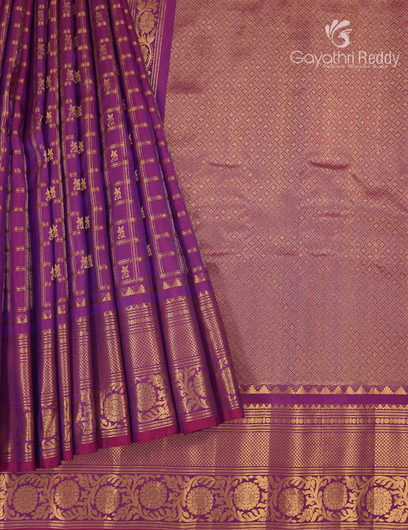 Pure Gadwal Silk Saree in Deep Magenta