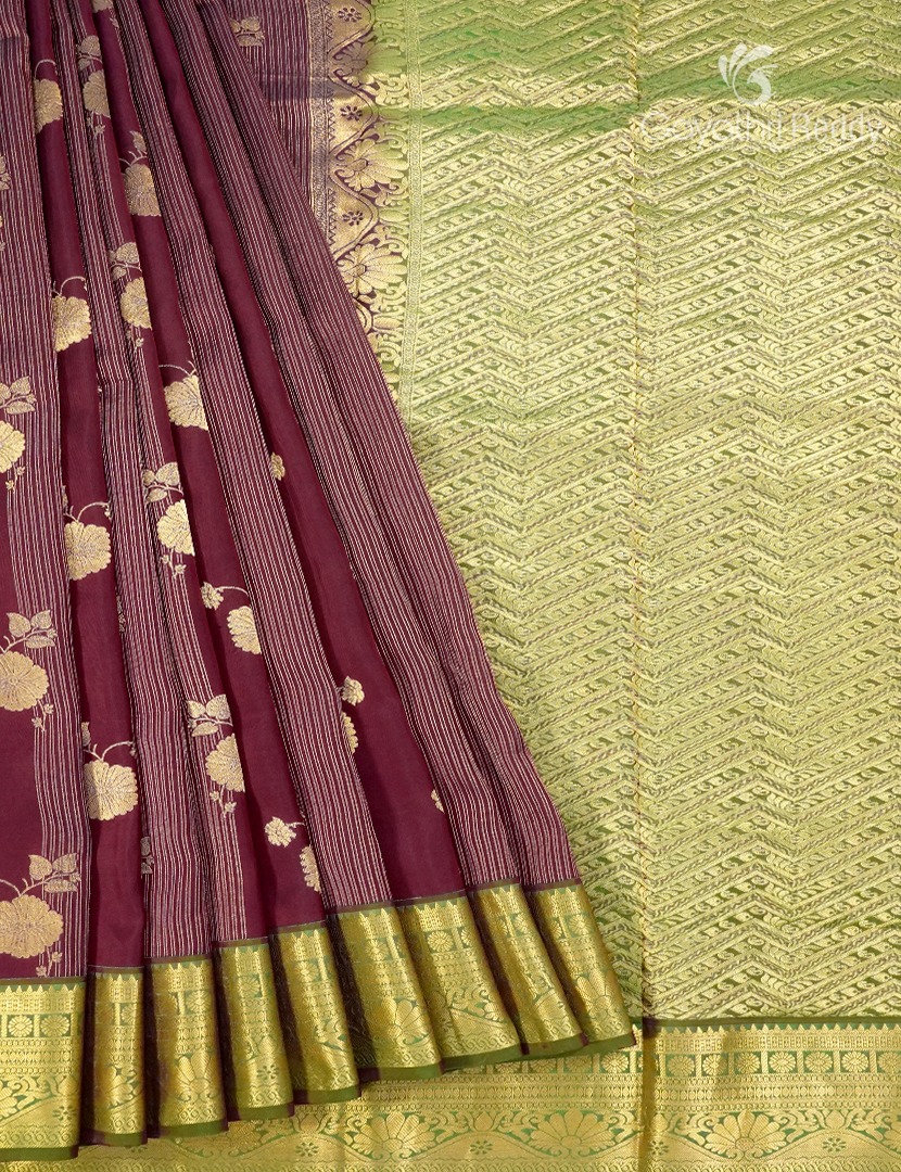 Pure Kanchipuram Vintage Silk Saree in Maroon and Mehendi Green
