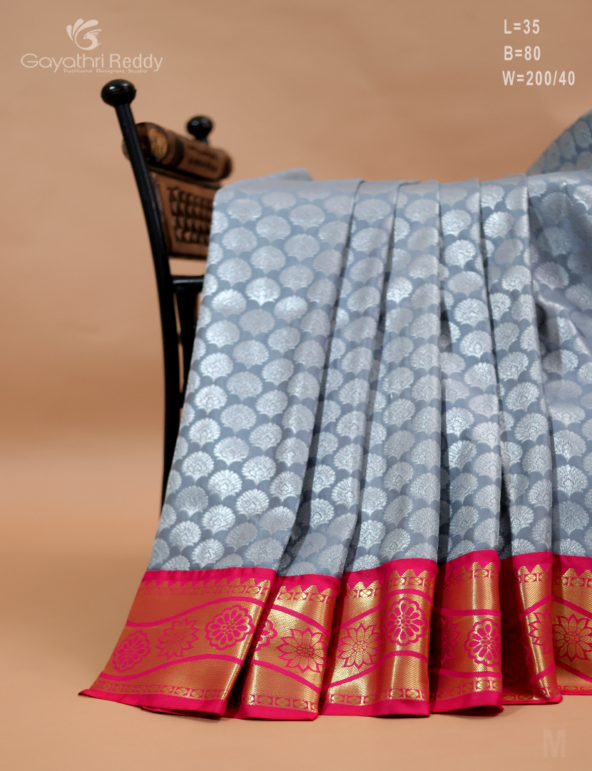 KANCHI PATTU LEHENGA(MEDIUM SIZE)-SPL379