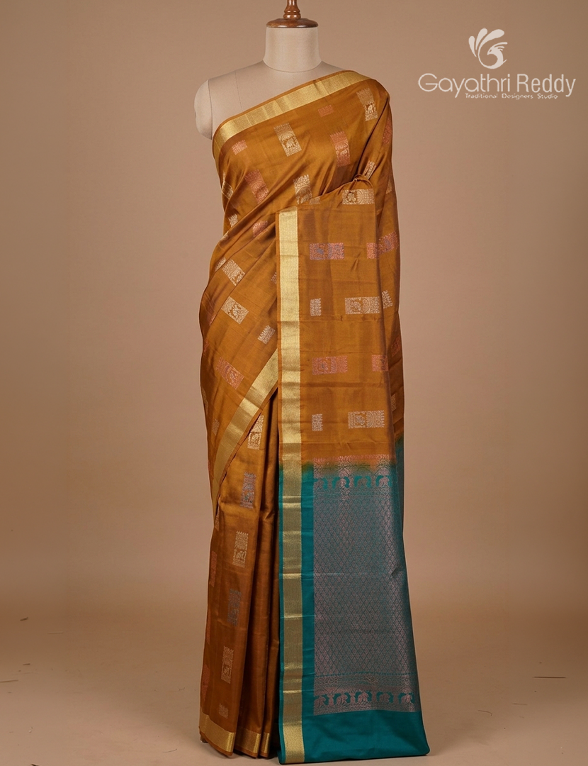 Pure Kanchipuram Silk Saree in Deep Mustard ( Small Borders )