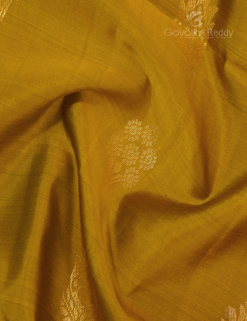 PURE KANCHI LIGHT WEIGHT PATTU-KP5775