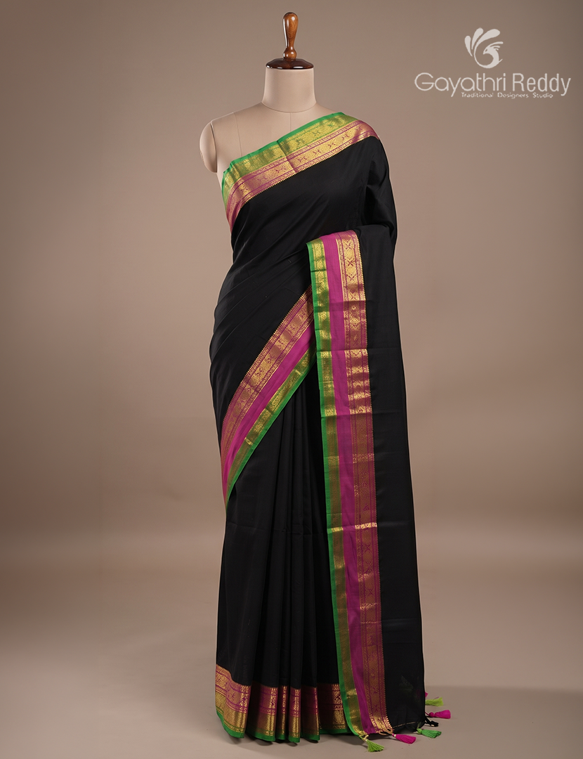 Jamdani Cotton Saree in Black