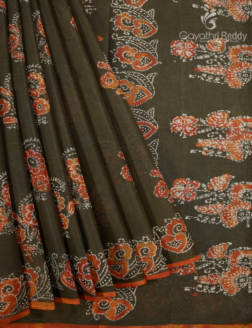 Cotton Batik Print Saree in Mehendi Green