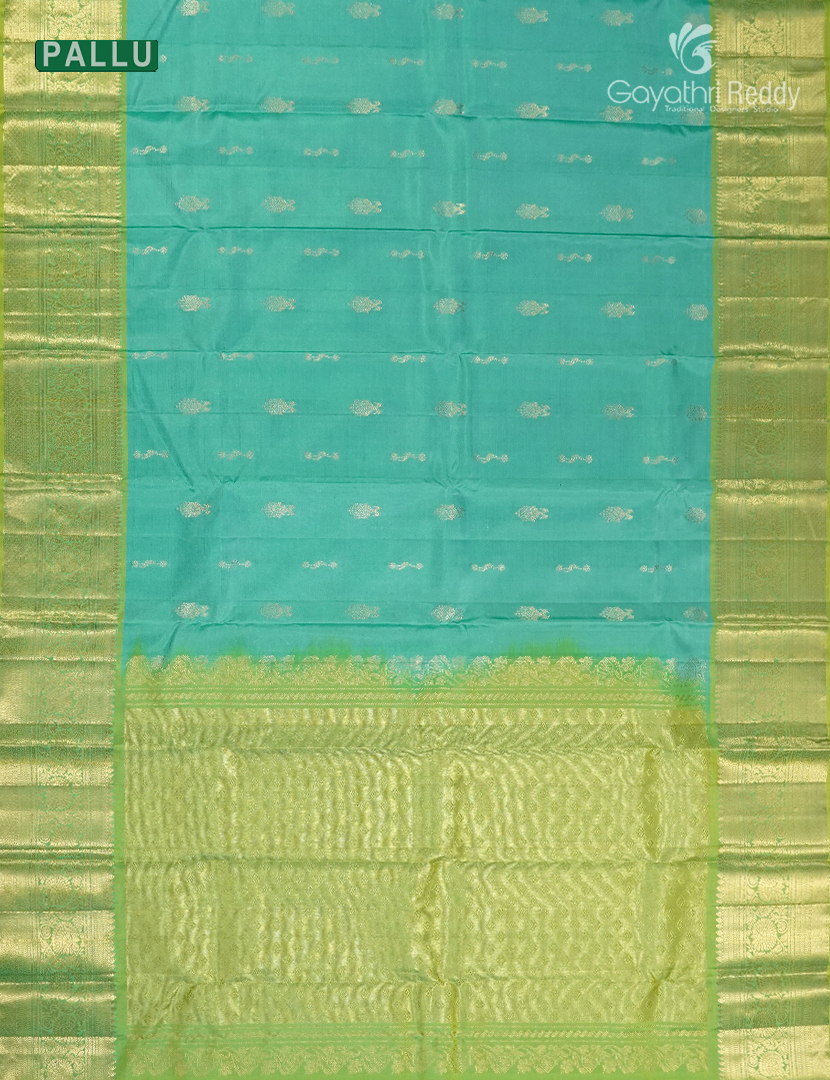 Pure Kanchipuram Vintage Saree ( Medium Border ) Sea Foam Green and Leaf Green