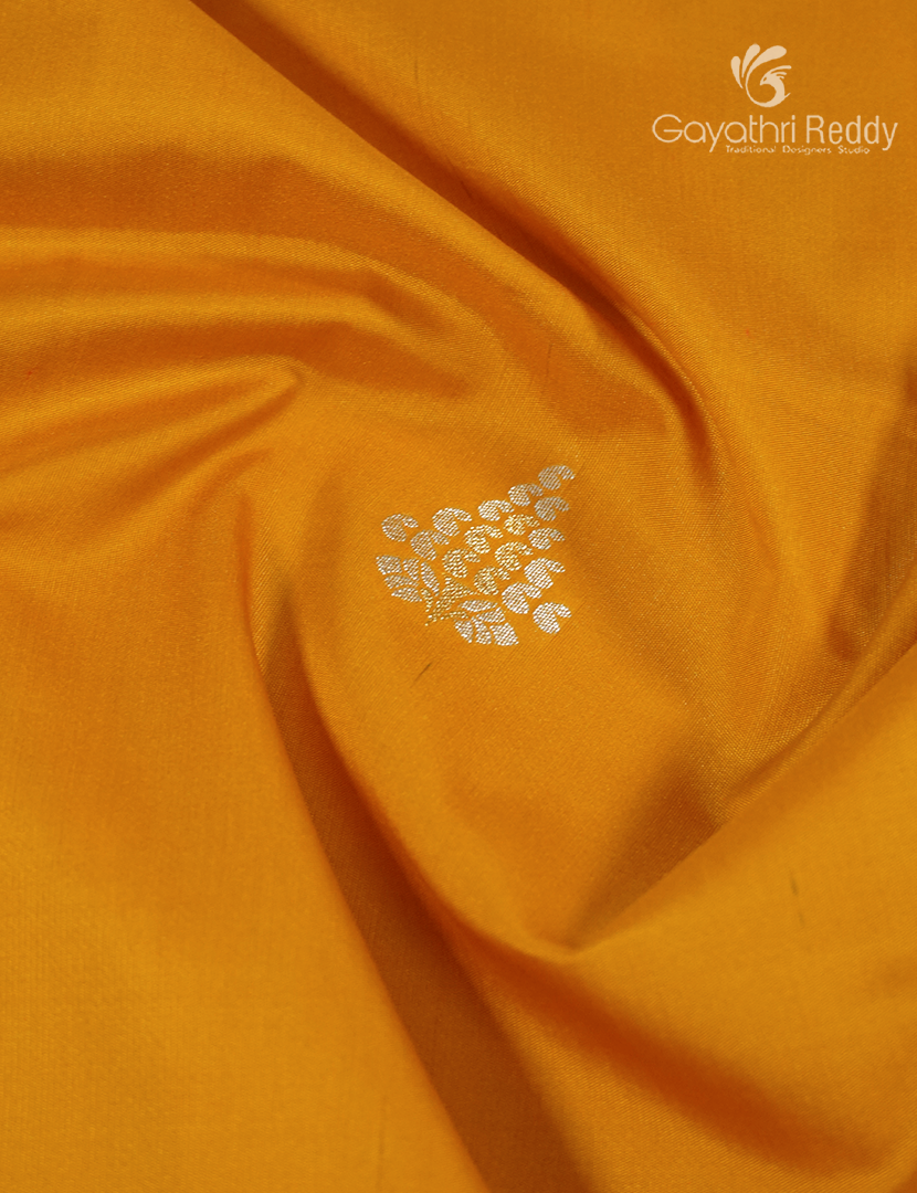 Semi Kanchipuran Silk Saree in Yellow and  Pink