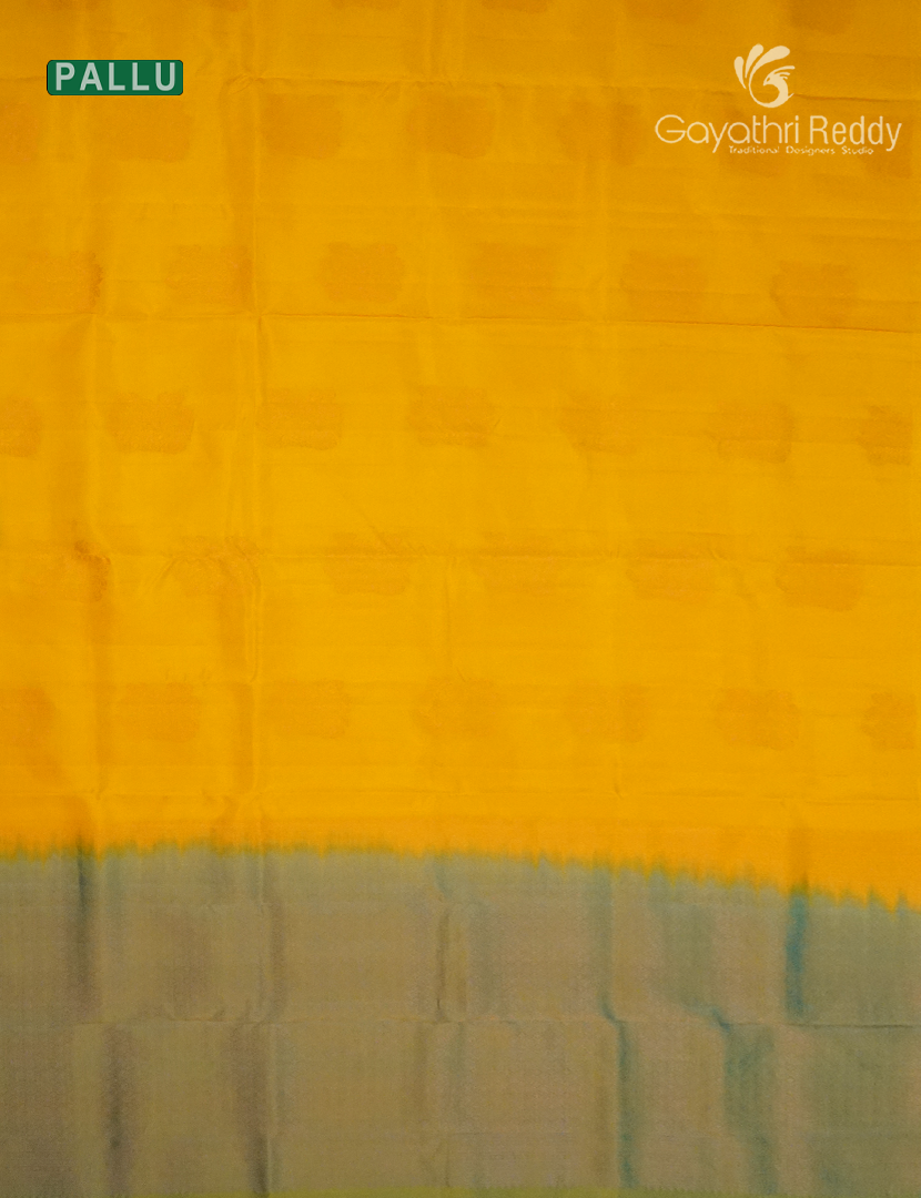 Pure Kanchipuram Silk  Saree in Yellow ( Butta Style )