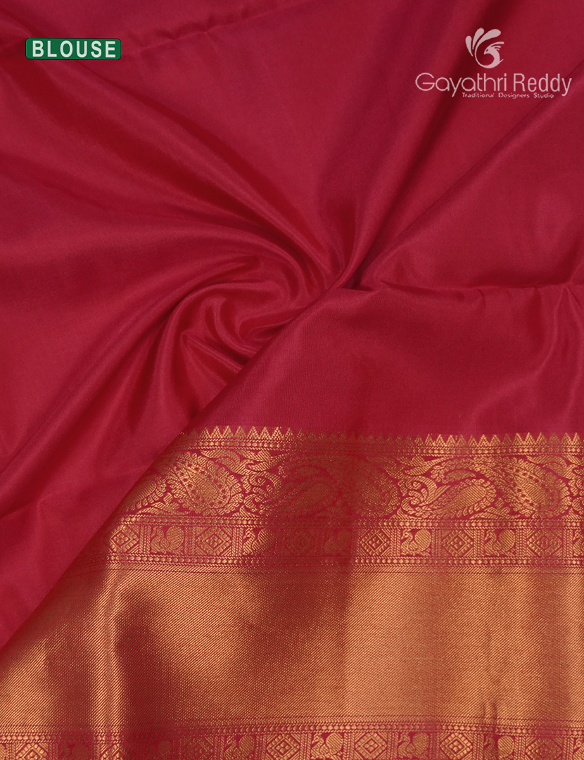 Pure Kanchipuram Vintage Silk Saree in Mustard and Rani Pink