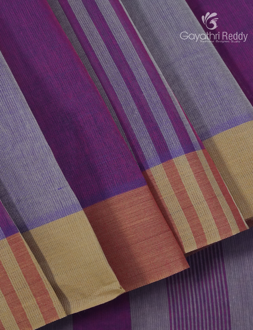 Pure Handloom Cotton Saree in Lavender and Purple