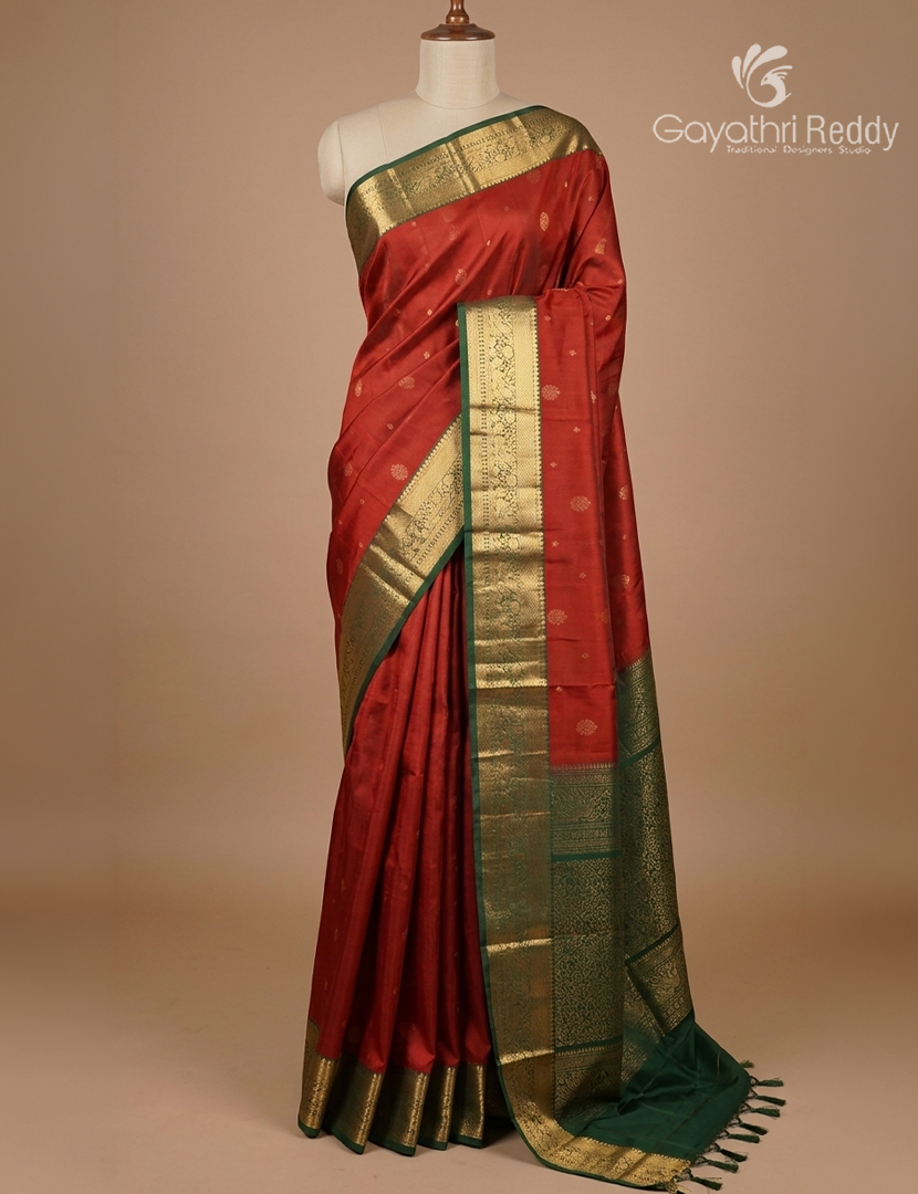 Pure Kanchipuram Soft Silk Saree in Deep Maroon and Green