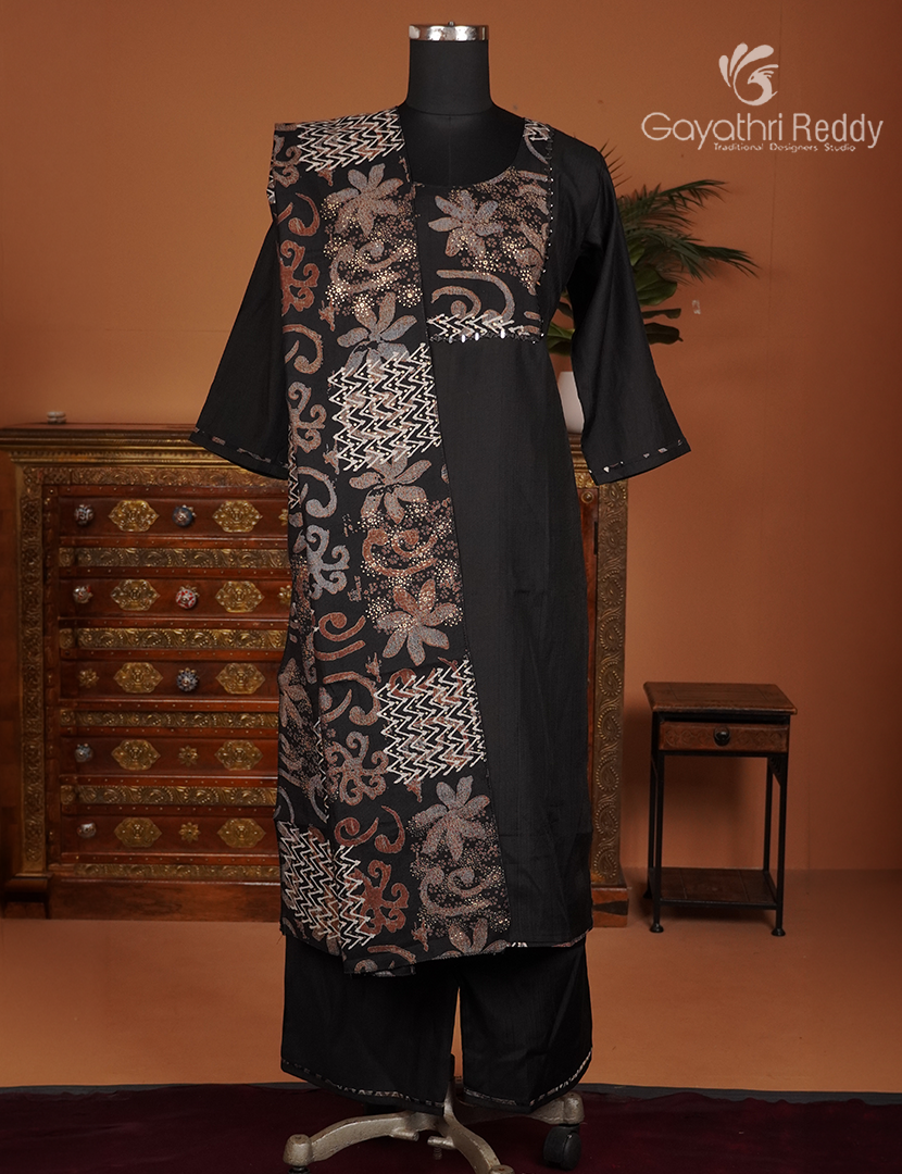 Readymade Dress Set in Black