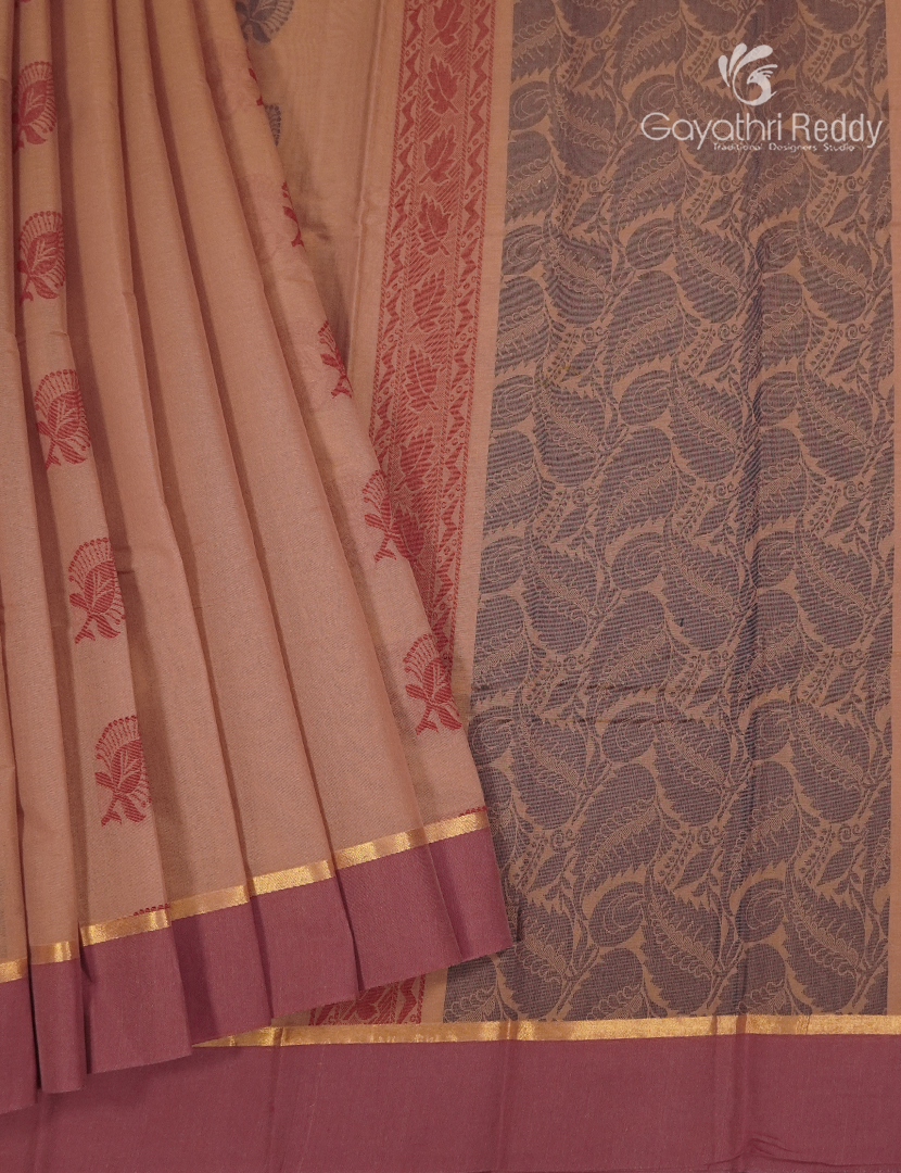 Pure Kanchi Cotton Saree in Peach