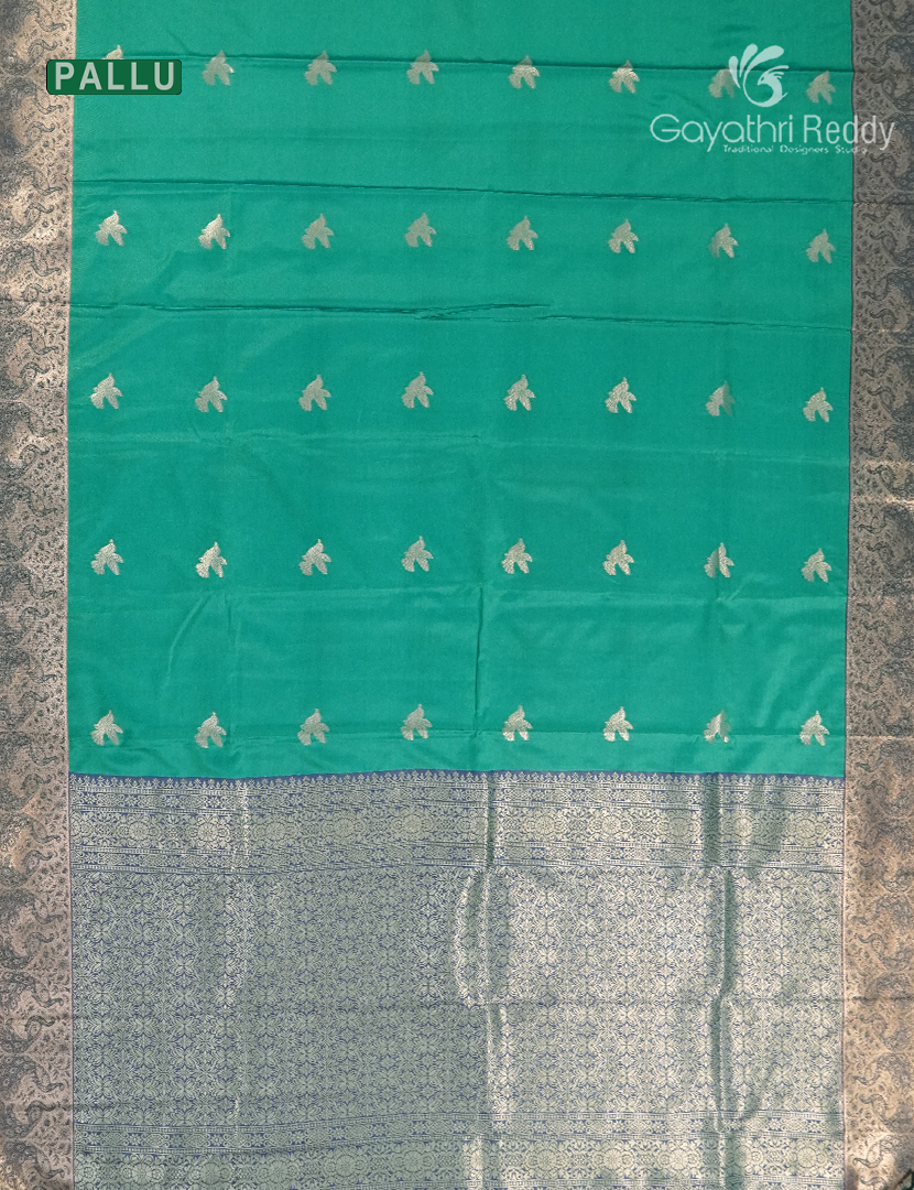 Semi Kanchipuran Silk Saree in Deep Rama Green and  Grey