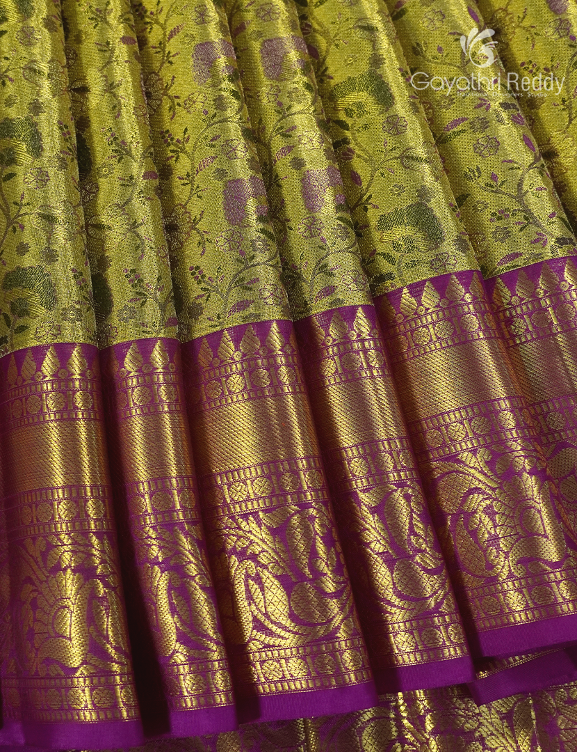 Pure Kanchipuram Silk Bridal Saree in Parrot Green and Magenta