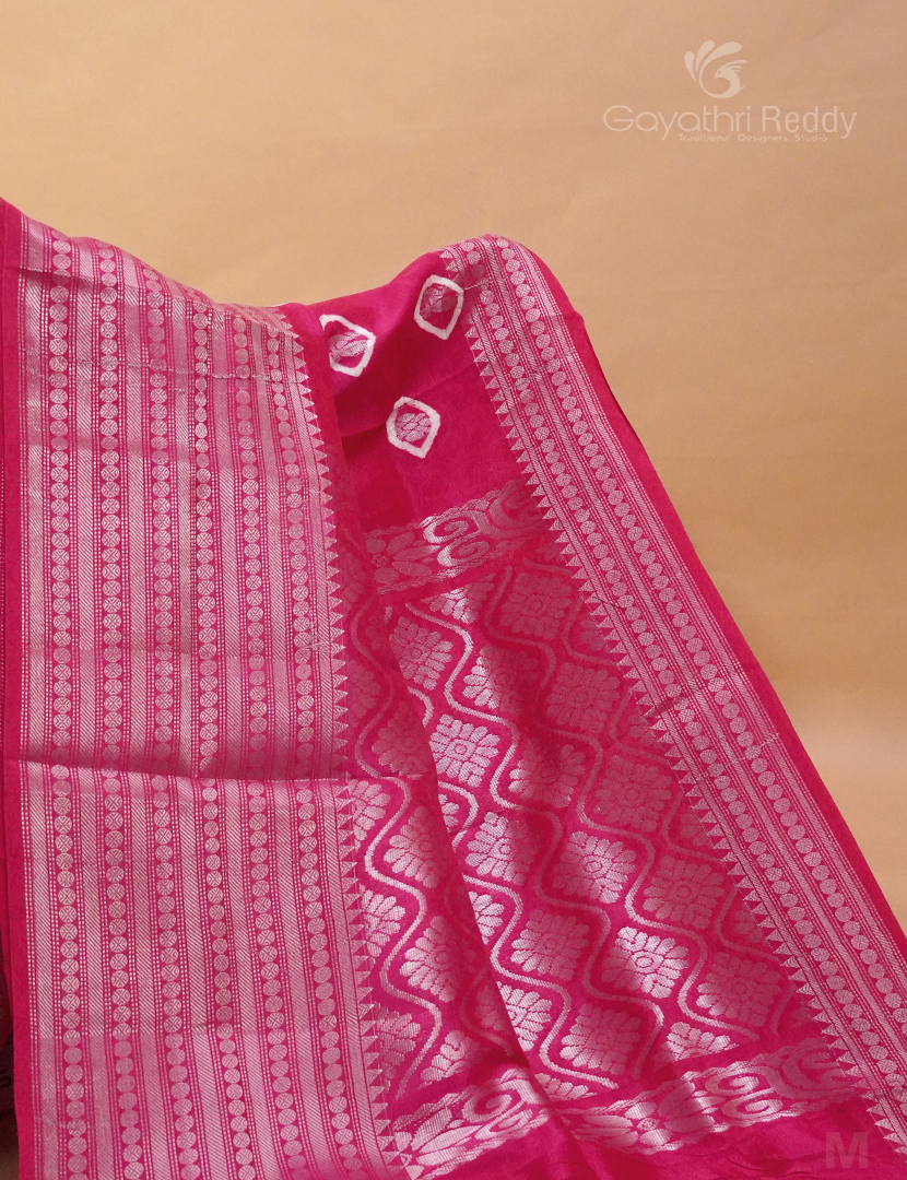 PURE MANGALGIRI PATTU-MGP582