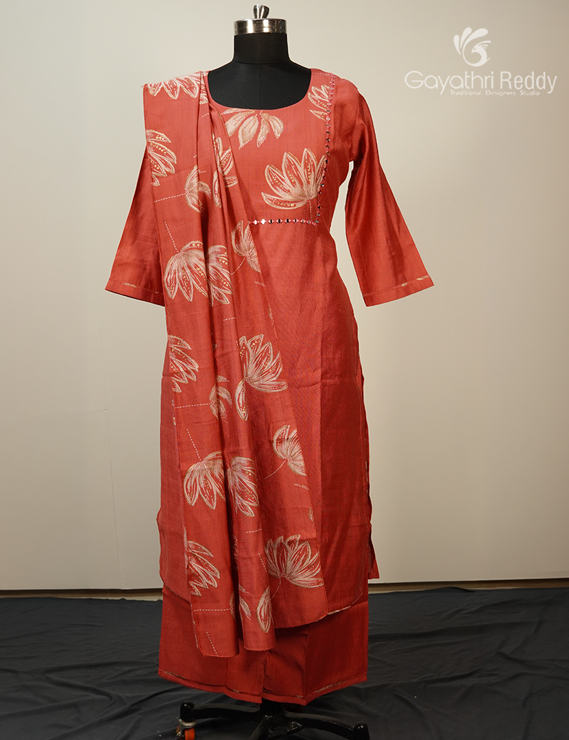 Readymade Dress Set in Peach
