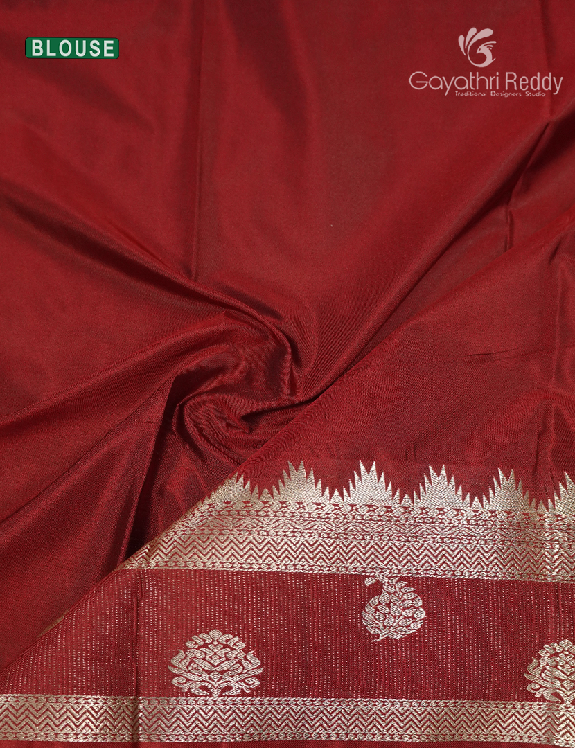 Semi Kanchipuram Art Silk Saree in Parrot Green and Rust Red