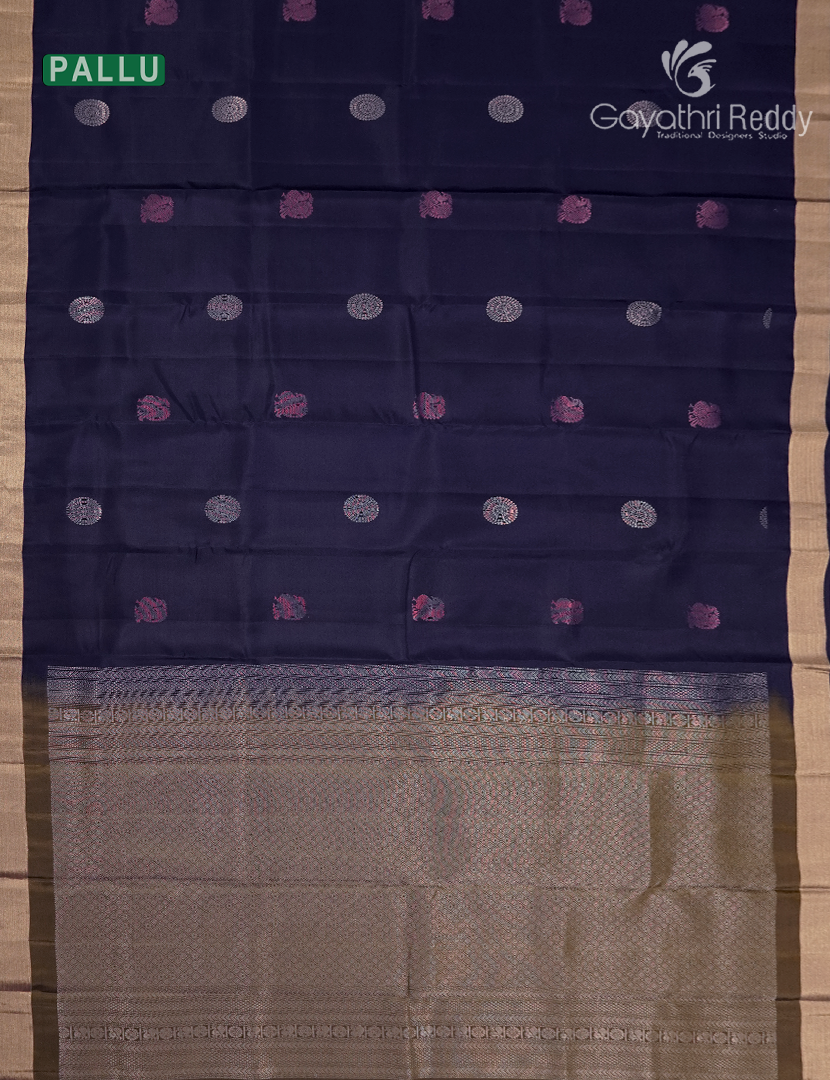 Pure Kanchipuram Silk Saree in Navy Blue ( Small Borders )