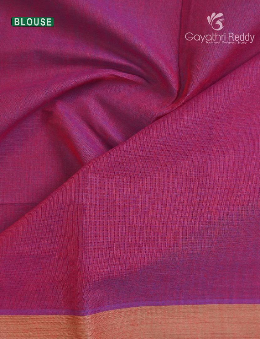 Pure Handloom Cotton Saree in Magenta