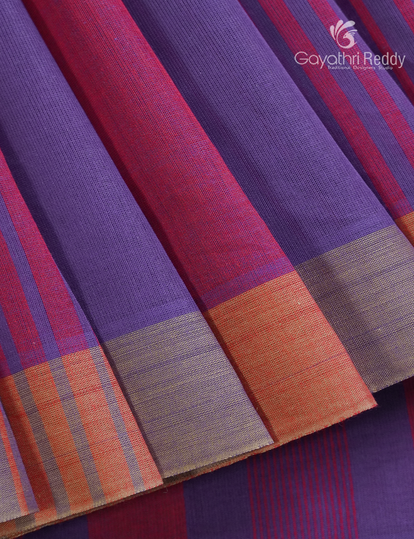 Pure Handloom Cotton Saree in Magenta