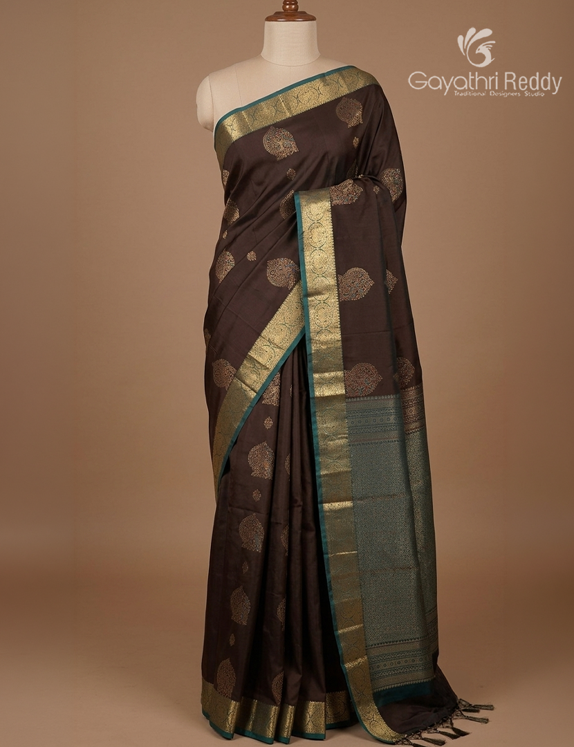 Pure Kanchipuram Silk Saree in Deep Brown and Deep Peacock  Green