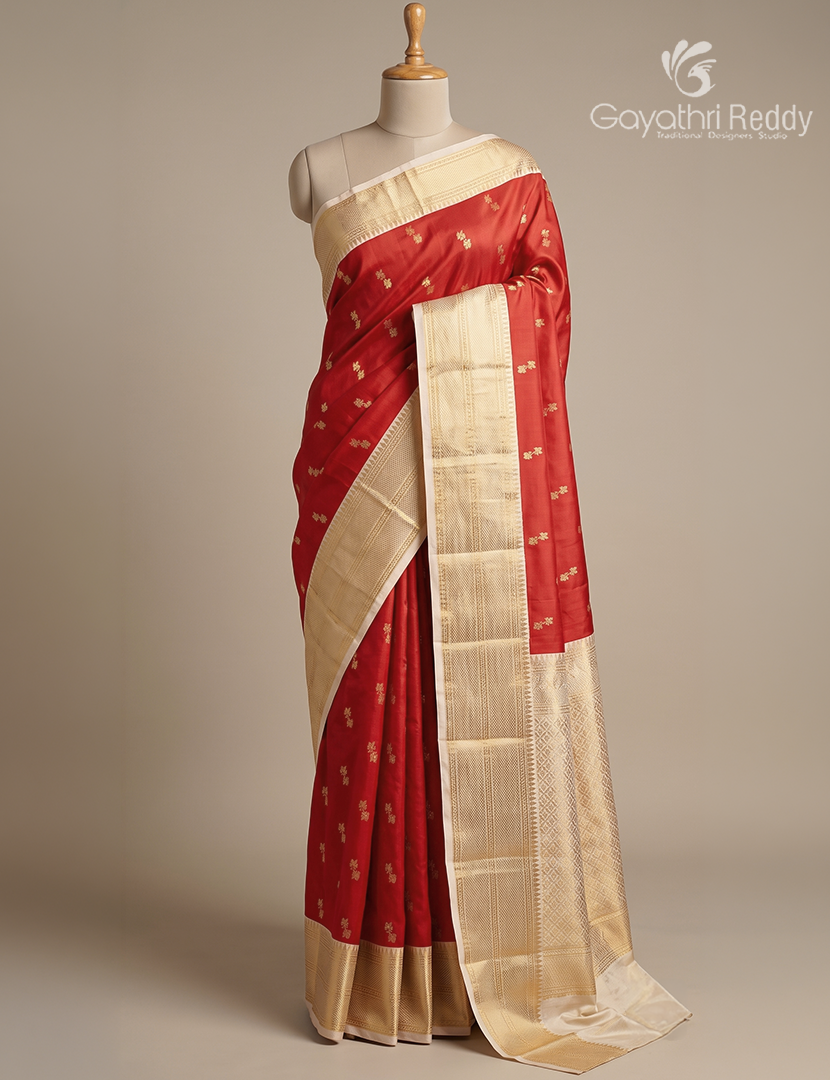 Pure Kanchipuram Silk Saree in Red and Pastel Pink (Broad Borders )