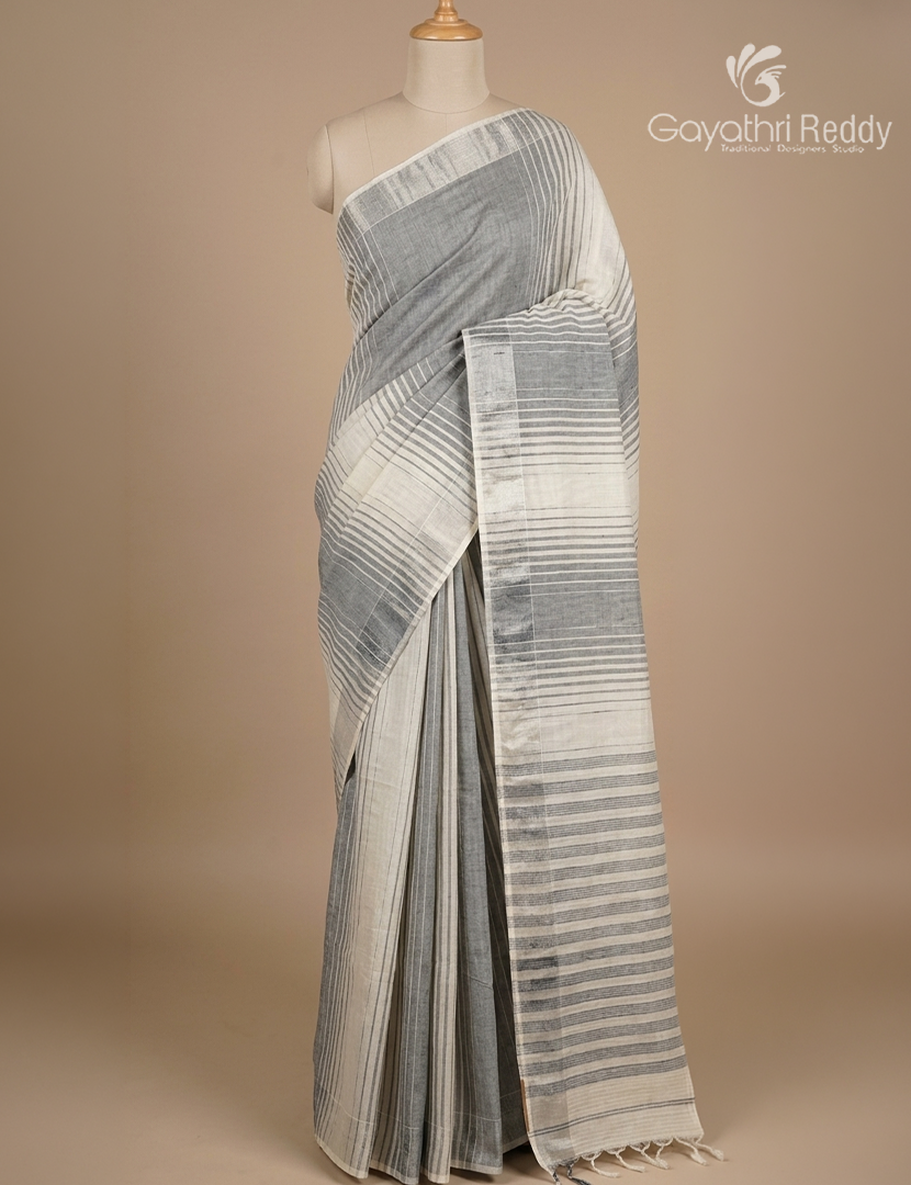 Pure Kanchi Cotton Saree in Cream and Grey