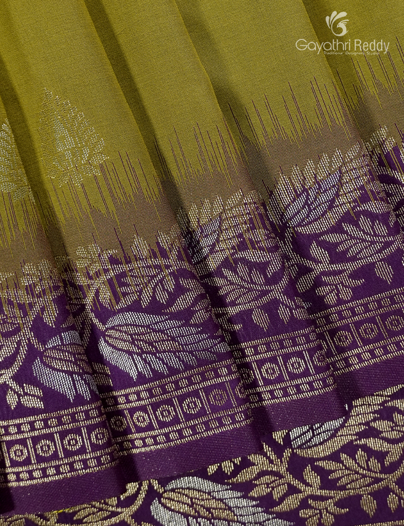 Semi Kanchipuran Silk Saree in Mehendi Green  and Purple