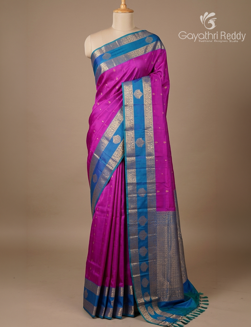 Pure Kanchi Soft Silk Saree in Dual Tone of Magenta and Teal Blue