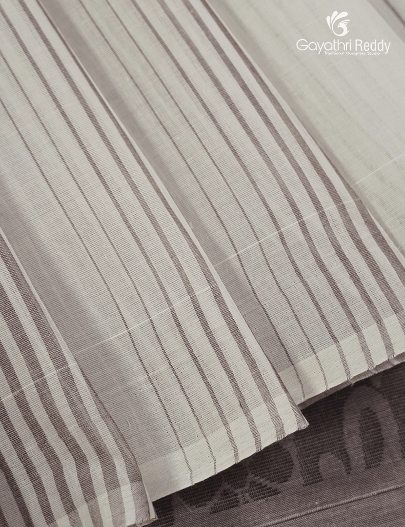 Pure Kanchi Cotton Saree in Cream and Brown