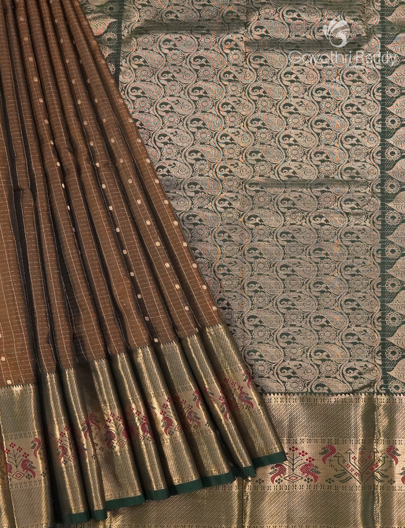 Pure Kanchipuram Vintage Silk Saree in Brown and Green