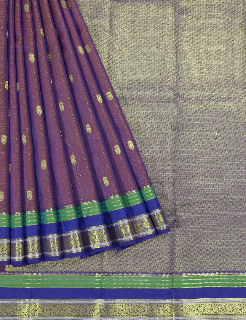 Pure Kanchipuram Silk Vintage Saree in Dual Tone of Wine  and Dark Blue