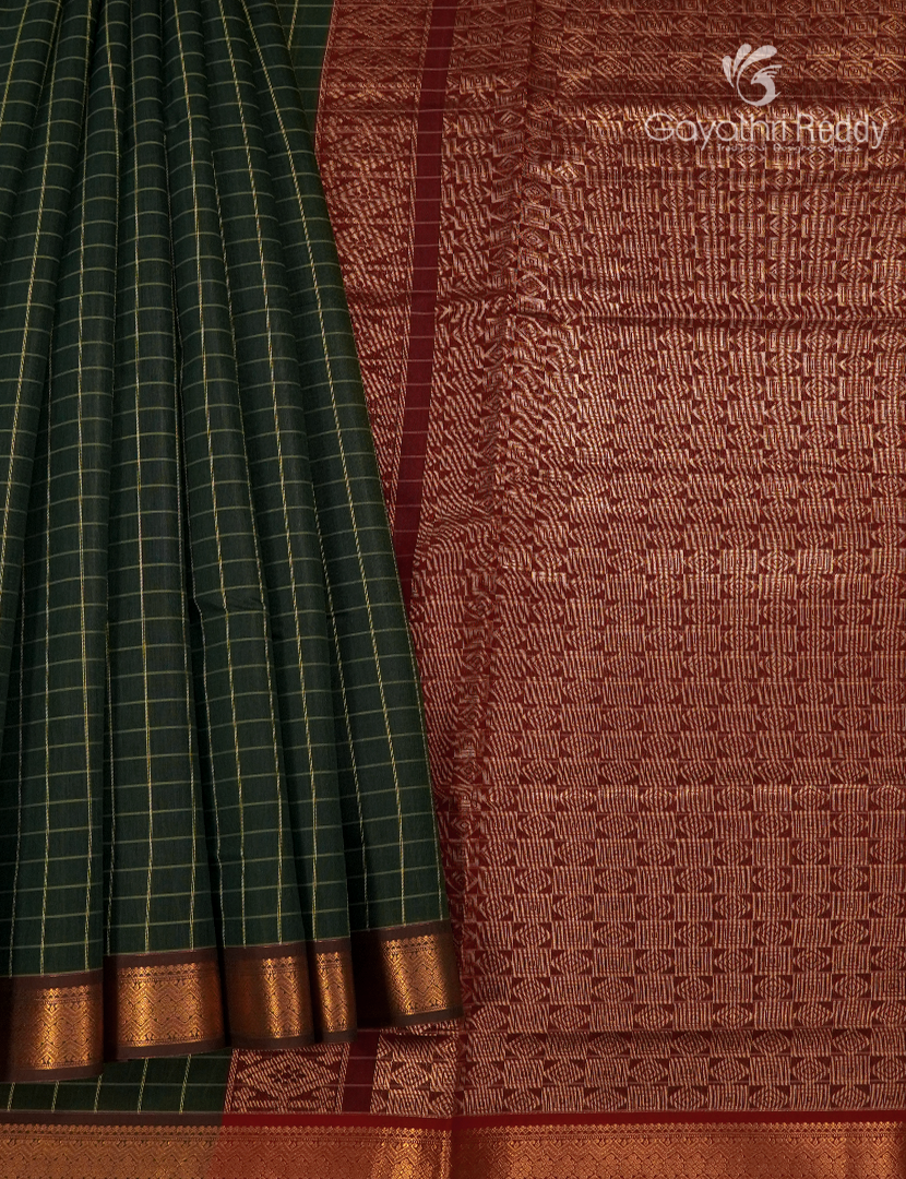 Kanchipuram Sico Saree in Bottle Green and Maroon