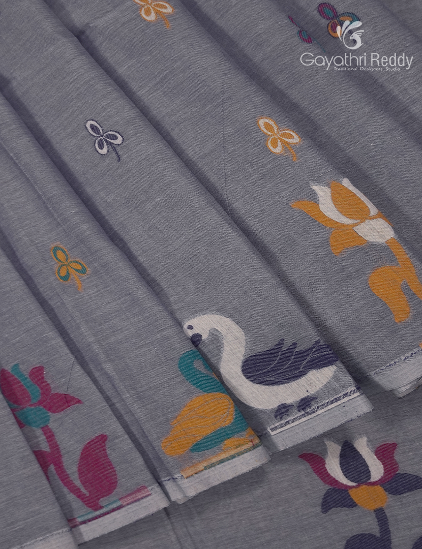 Jamdani Cotton Saree in Grey