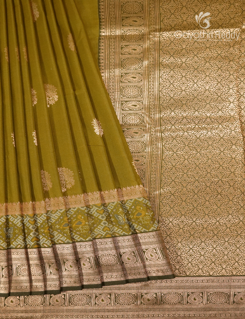 Semi Kanchipuram Art Silk Saree in Mehendi Green