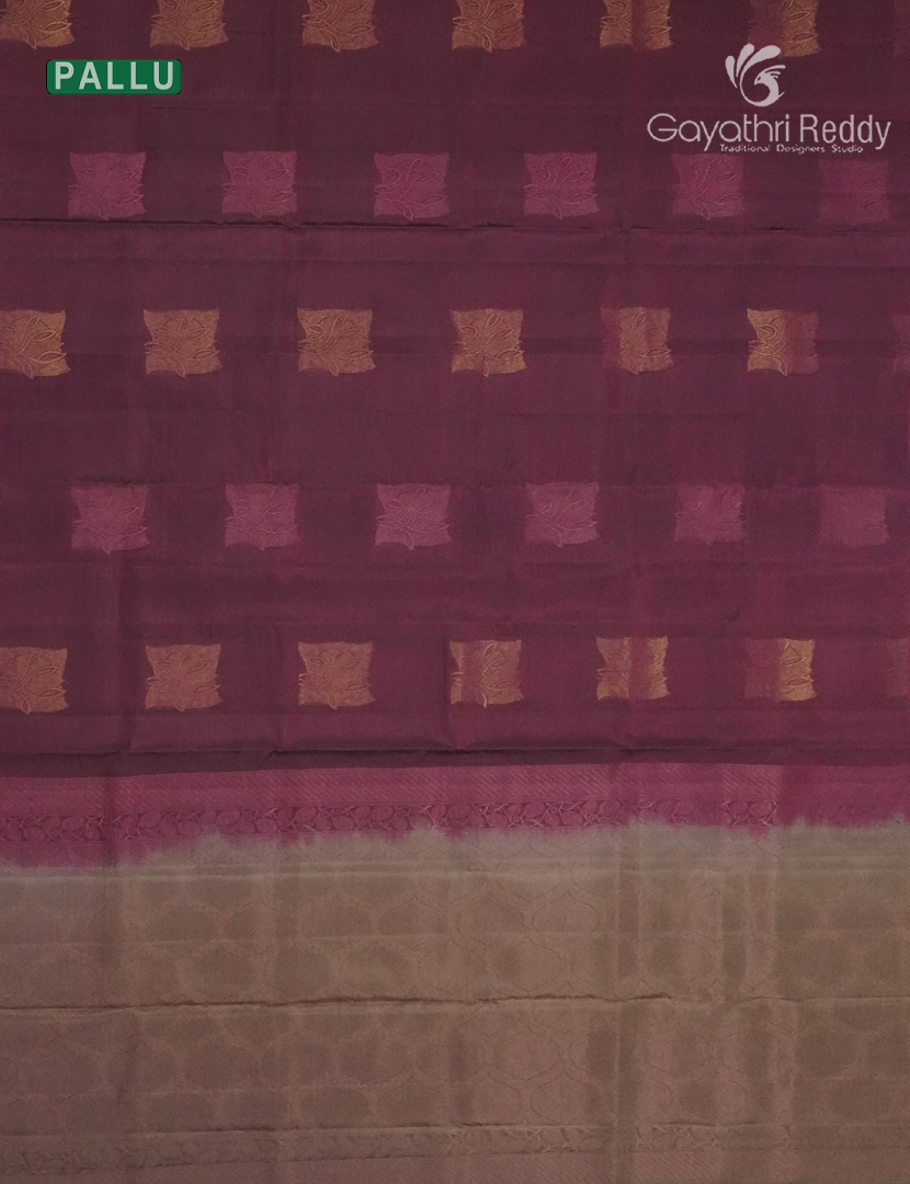 Pure Kanchipuram Silk  Saree in Maroon ( Butta Style )