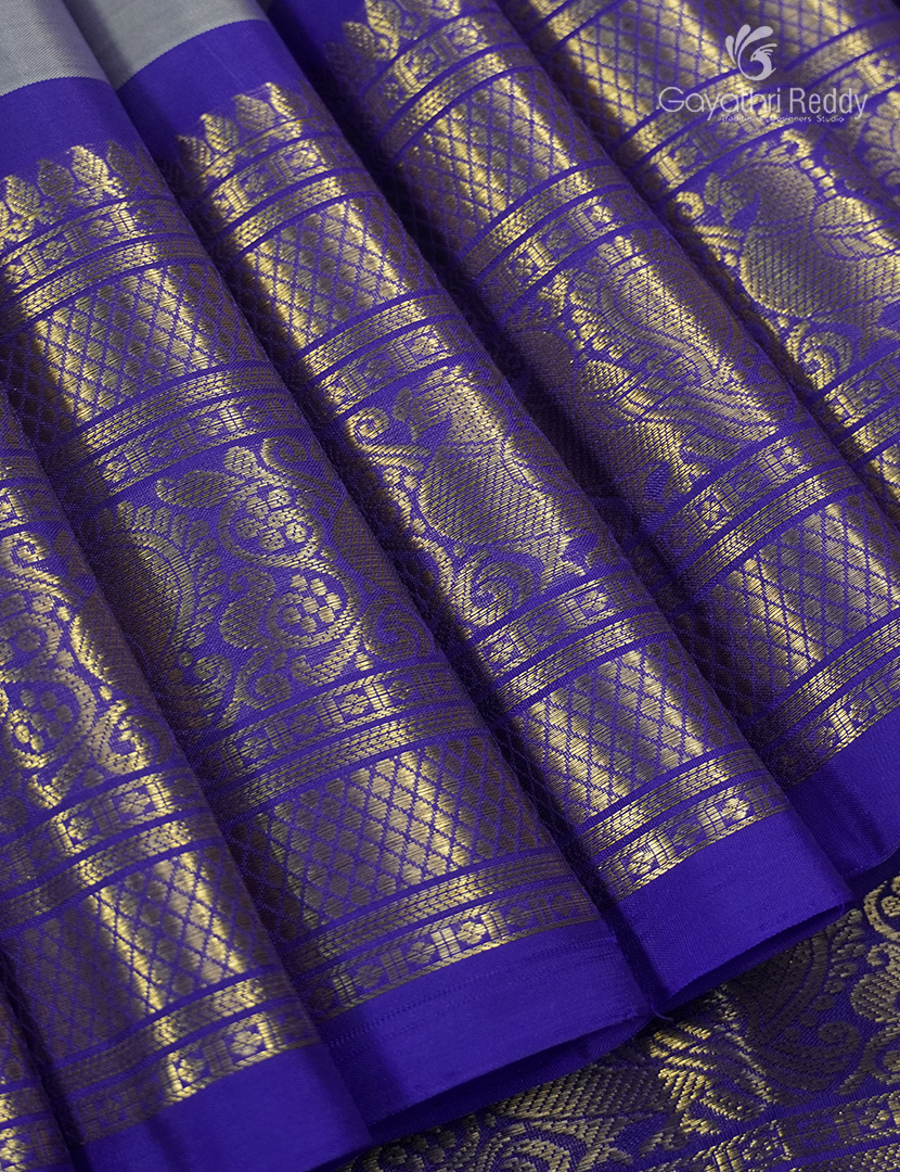 Pure Kanchipuram Vintage Silk Saree ( Medium Border ) in Grey and Dark Blue