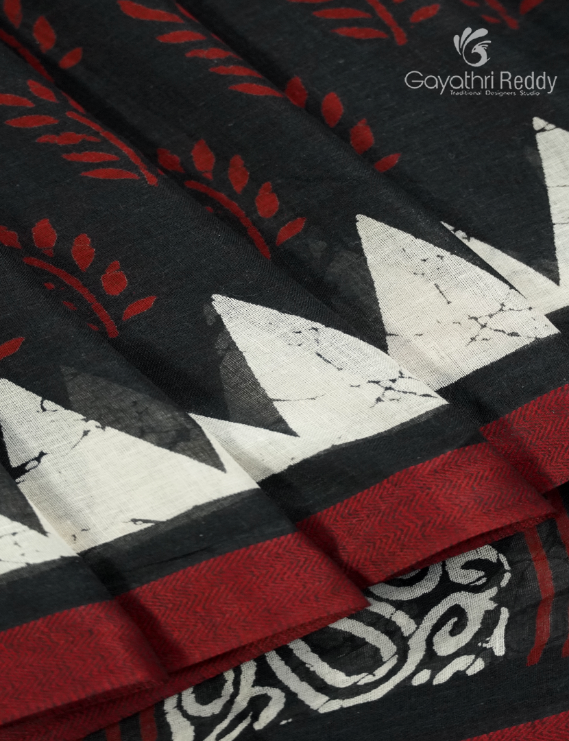 Vidharbha Cotton Saree in Black , Maroon and White